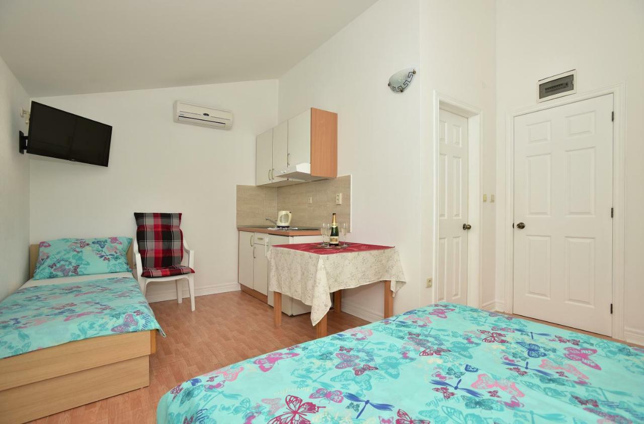 Studio Apartments Antonio ماكارسكا المظهر الخارجي الصورة