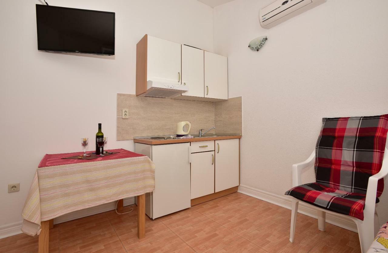 Studio Apartments Antonio ماكارسكا المظهر الخارجي الصورة
