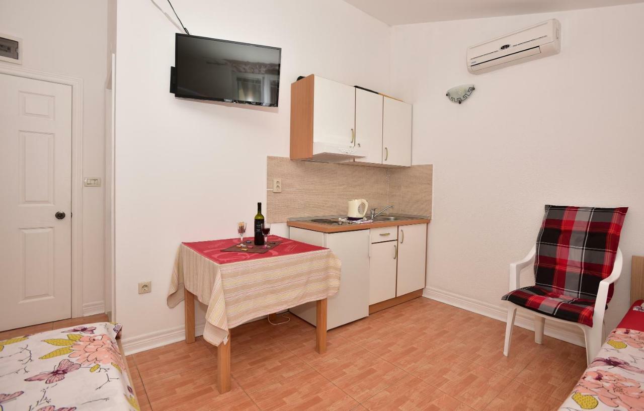 Studio Apartments Antonio ماكارسكا المظهر الخارجي الصورة