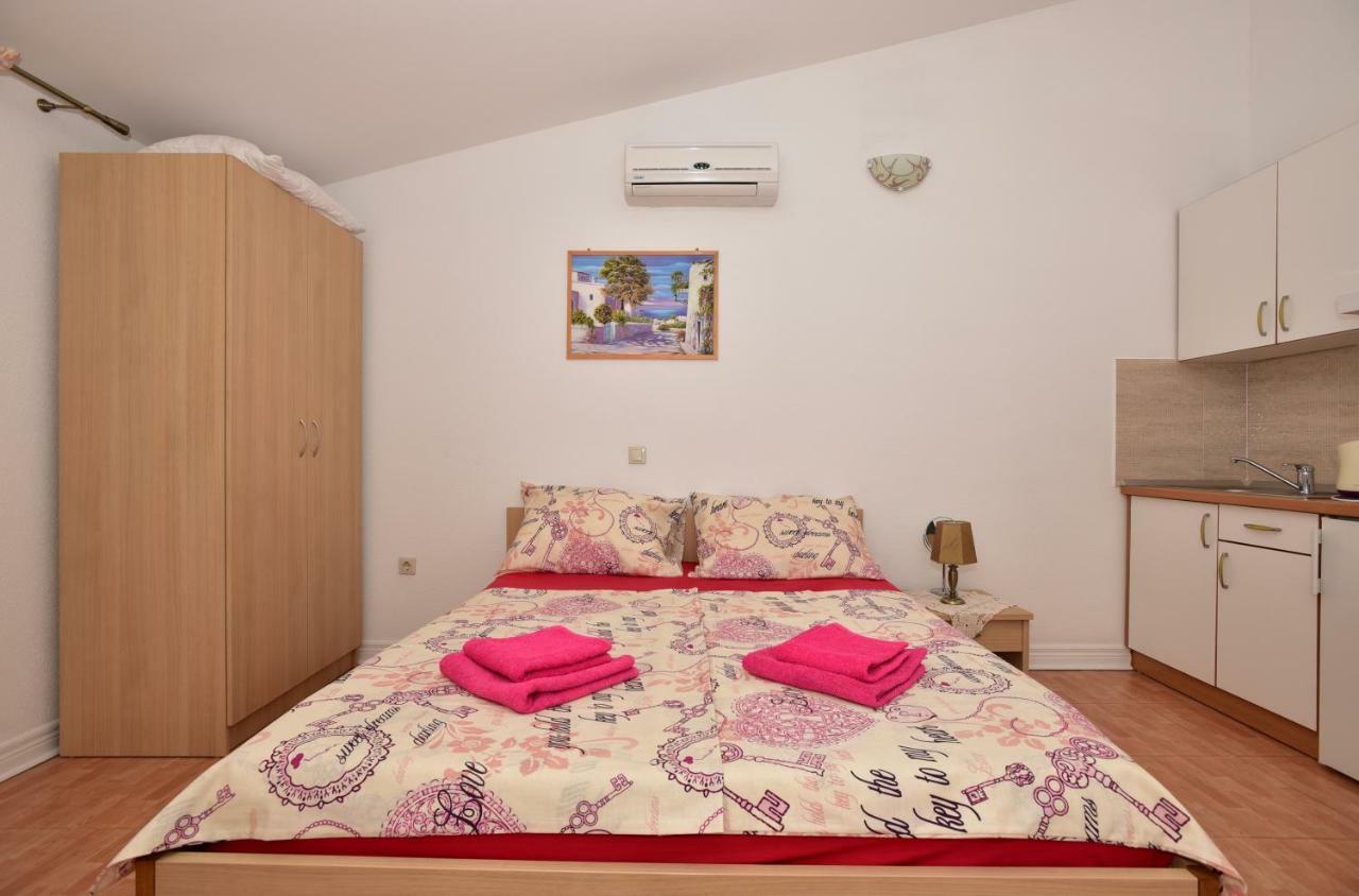 Studio Apartments Antonio ماكارسكا المظهر الخارجي الصورة