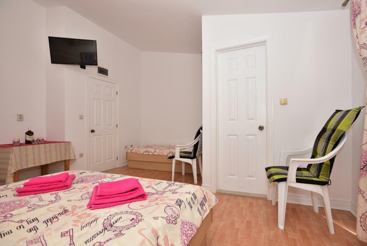 Studio Apartments Antonio ماكارسكا المظهر الخارجي الصورة