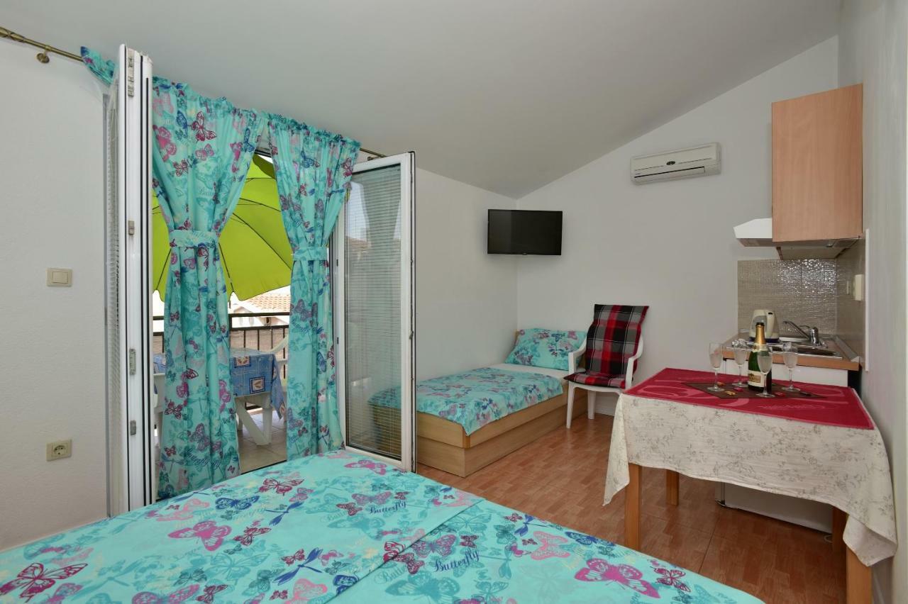 Studio Apartments Antonio ماكارسكا المظهر الخارجي الصورة